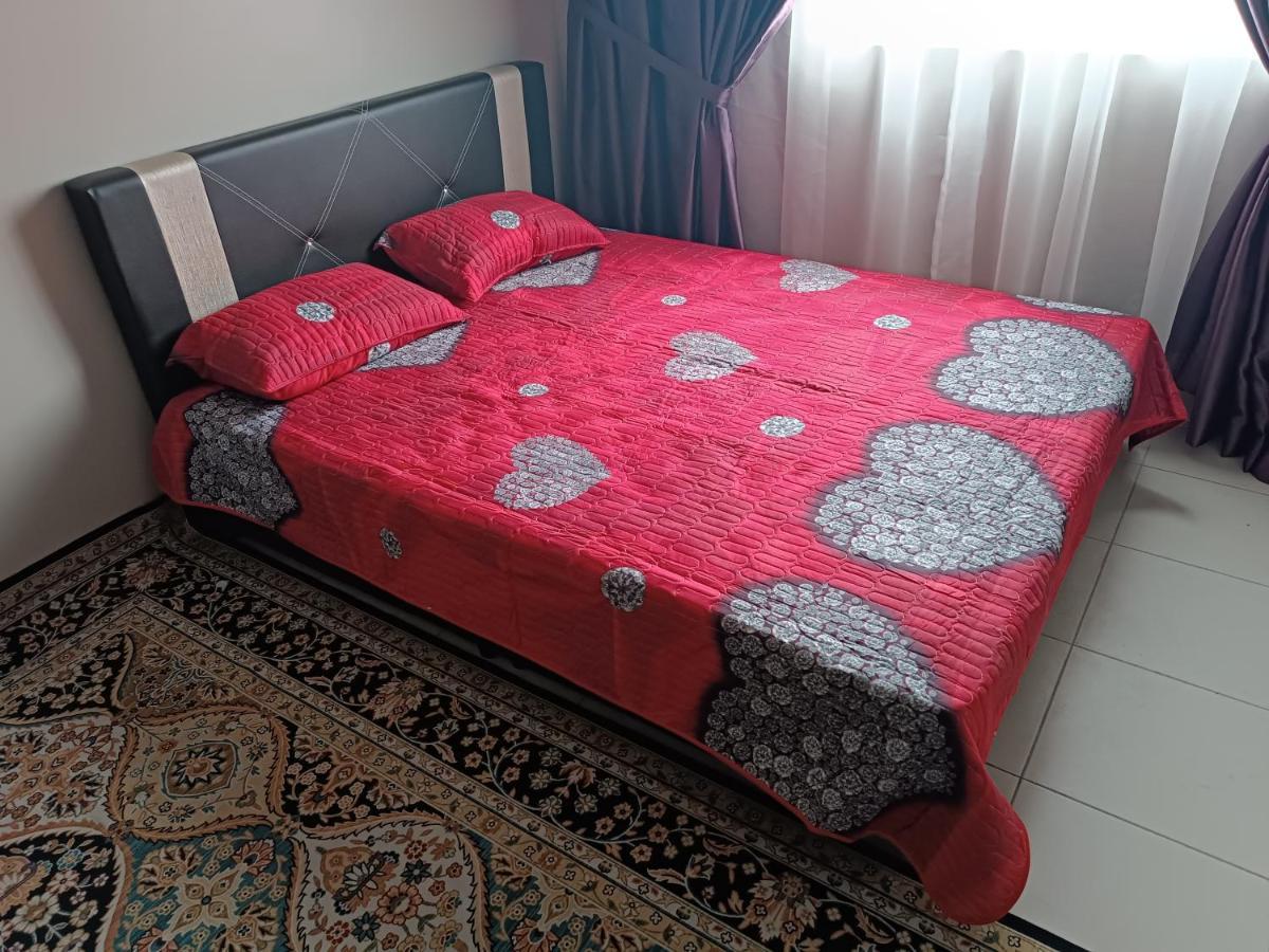 Aisy Homestay Putrajaya Cyberjaya Klia 캄풍 뎅킬 외부 사진